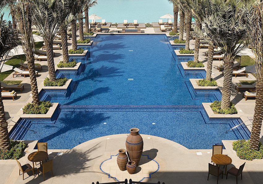 Pool Palmen Downtown Palace Dubai