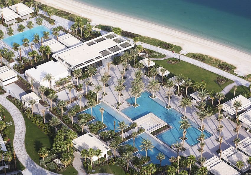 Strand Pool Royal Atlantis Dubai
