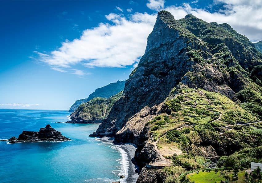 Madeira Felsenkueste