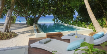 5* Dusit Thani Maldives