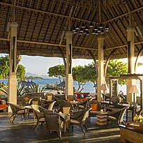 Bar - The Oberoi Beach Resort Mauritius