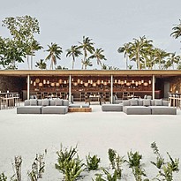 Fari Beach Club - Patina Maldives, Fari Islands