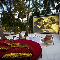 Freilichtkino - Anantara Kihavah Villas