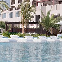 Hauptpool - Jumeirah Gulf of Bahrain Resort & Spa