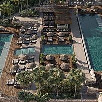 Hauptpool - OKU Andalusia