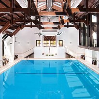 Innenpool - Pine Cliffs Hotel