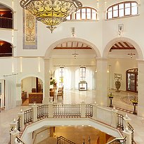 Lobby - The St. Regis Mardavall Mallorca Resort