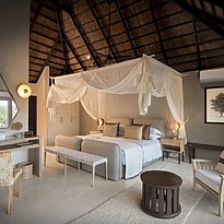 Luxury Room - Lion Sands River Lodge