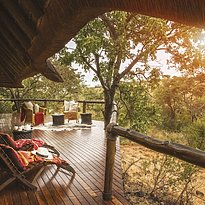 Luxury Room - Tuningi Safari Lodge