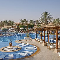 Pool Bar