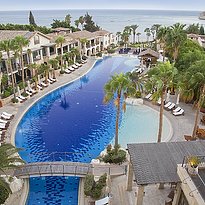 Pool Westflügel - Columbia Beach Resort