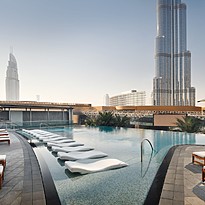 Spa Pool des The Address Boulevard