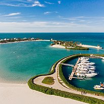 Strand und Marina des The Ritz-Carlton, Bahrain 