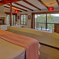 Suite - Hog Hollow Country Lodge