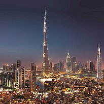 The Address Boulevard (rechts neben Burj Khalifa)