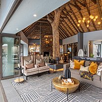 Tuningi Safari - Lounge 