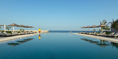 Infinity Pool - Kempinski Hotel Muscat