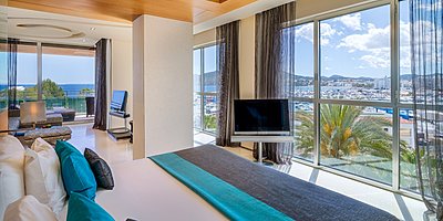 Grand Corner Suite - Aguas de Ibiza