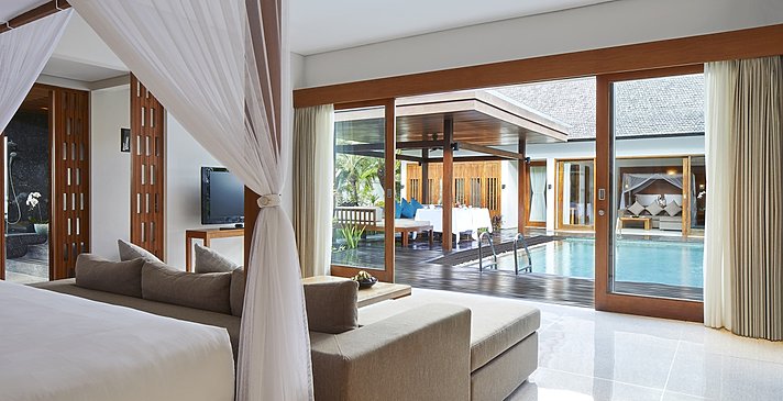 2 BR Royal Courtyard Villa Schlafzimmer - The Samaya Seminyak