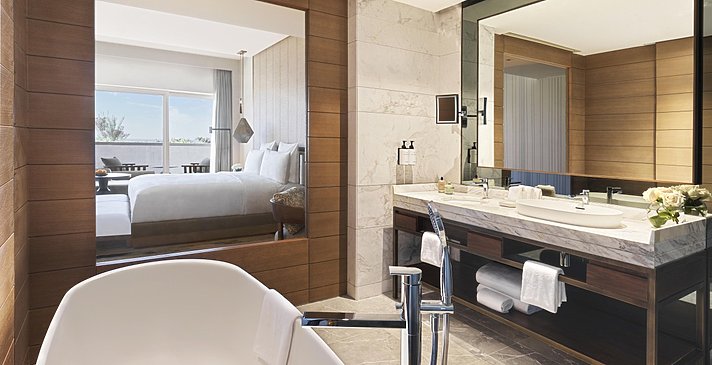 Badezimmer der IC Suite Sea View