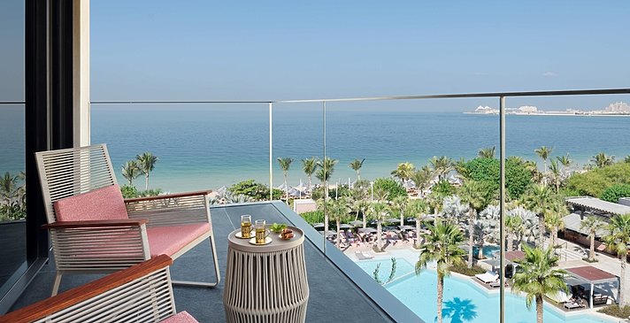 Balkonbeispiel Harmony Ocean Front Master Suite