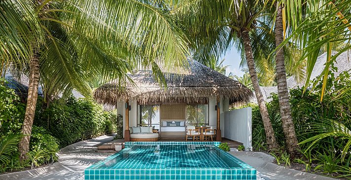 Deluxe Beach Bungalow mit Pool - Huvafen Fushi