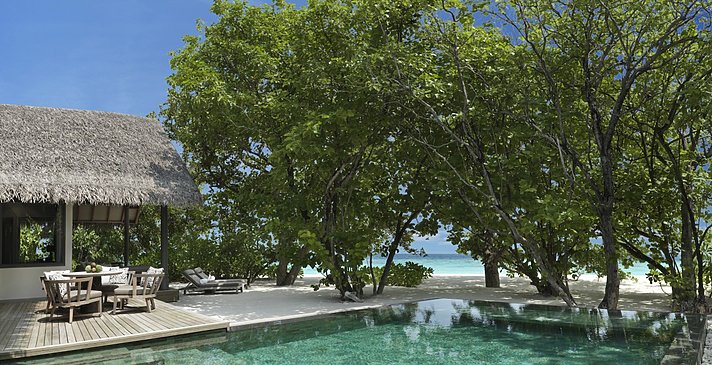 One Bedroom Deluxe Beach Pool Residence - Vakkaru Maldives