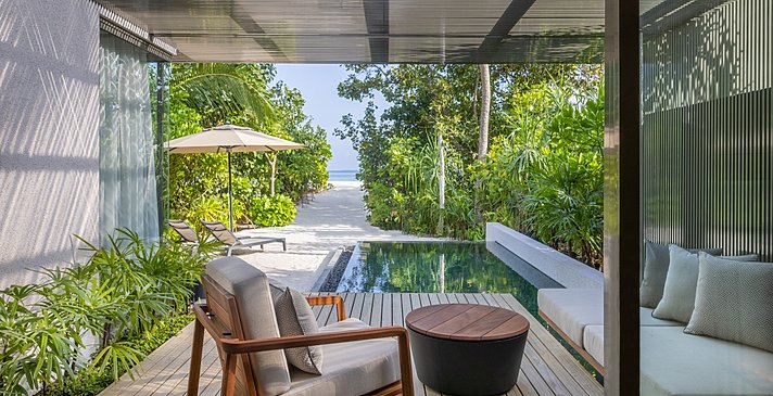 (Sunset/Sunrise) Beach Villa Pooldeck - Alila Kothaifaru Maldives