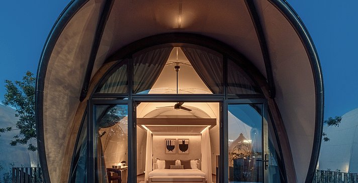 Couples Cabana with Plunge Pool - 91 Athens Riviera