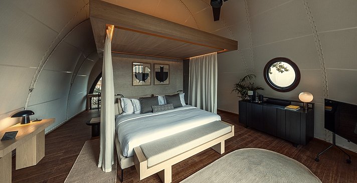 Couples Cabana with Plunge Pool - 91 Athens Riviera