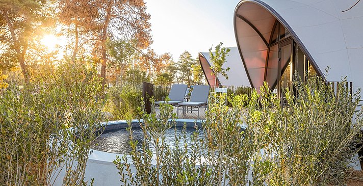 Couples Cabana with Plunge Pool - 91 Athens Riviera