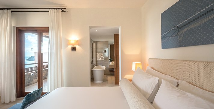Deluxe Bungalow Sea View Private Heated Pool - Phaea Blue