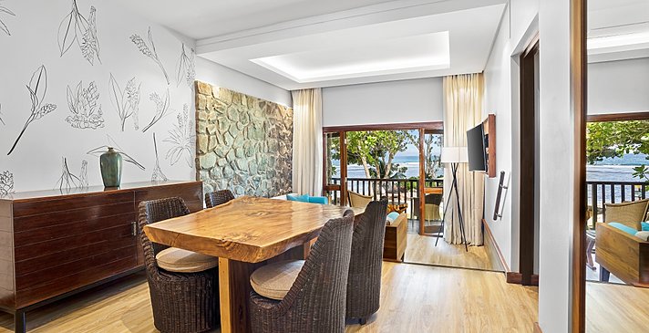 Deluxe Ocean View Suite Wohnzimmer - Kempinski Seychelles Resort Baie Lazare