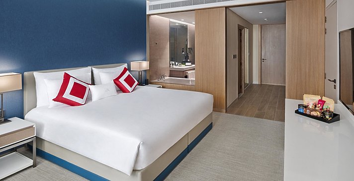 Deluxe / (Premium) Resort Course View Room - JA Lake View Hotel