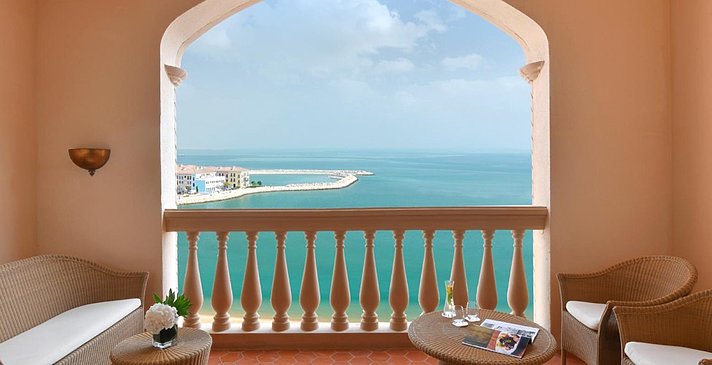 Deluxe Sea View Balkon - Marsa Malaz Kempinski, The Pearl