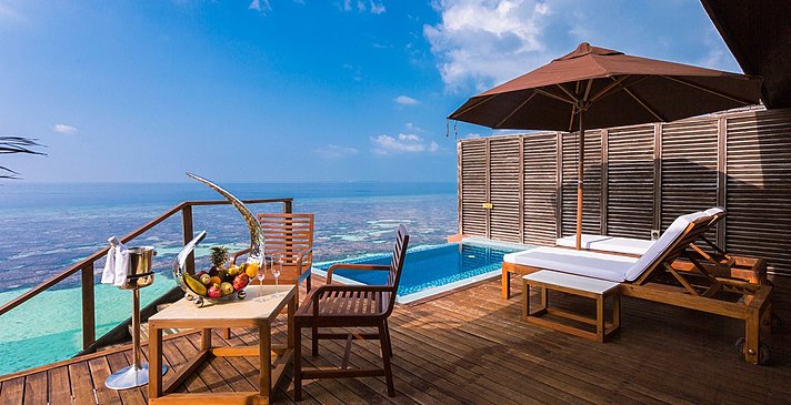 Deluxe Water Villa - Lily Beach Resort & Spa