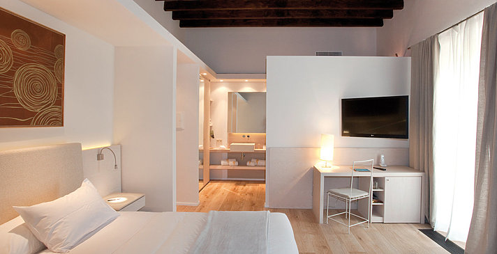 Doppelzimmer mit Patio - Fontsanta Hotel Thermal Spa & Wellness