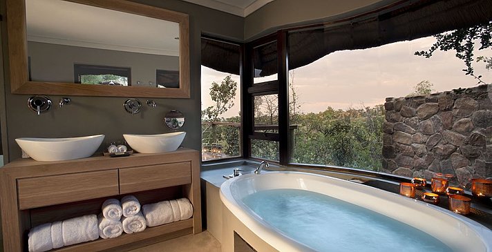 Executive Suite - Mhondoro Game Lodge