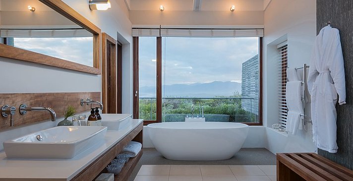Forest Lodge Luxury Suite - Grootbos Private Nature Reserve