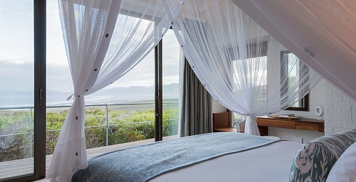 Forest Lodge Luxury Suite - Grootbos Private Nature Reserve