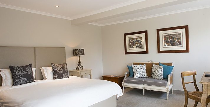 Four Rosmead - Deluxe Room