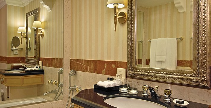 Grand/ View und Club Room Badezimmer - Grand Hyatt Muscat