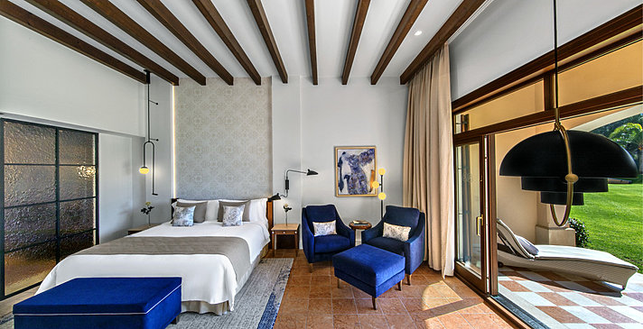 Grand Deluxe Garden Access - The St. Regis Mardavall Mallorca Resort