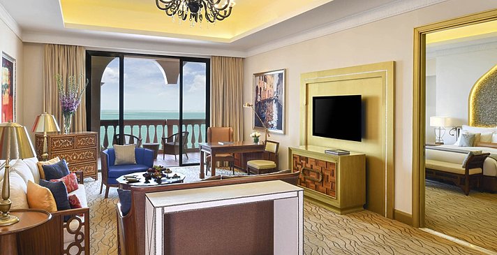 Grand Deluxe Suite Wohnzimmer - Marsa Malaz Kempinski, The Pearl