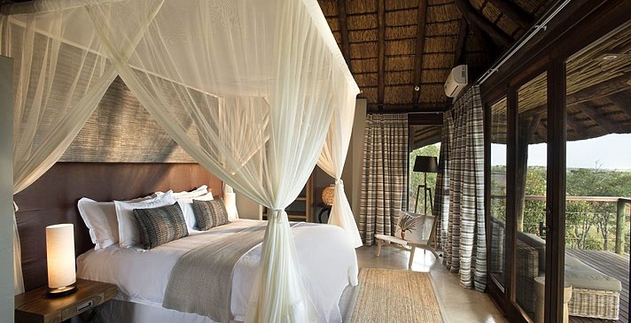 Honeymoon Suite - Mhondoro Game Lodge