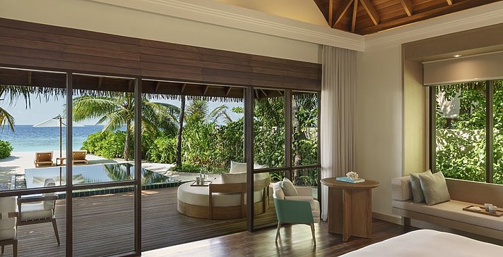Deluxe Beach Bungalow mit Pool - Huvafen Fushi