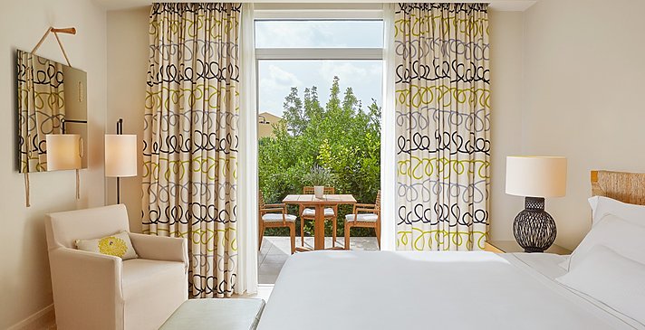 Infinity Suite Garden View - The Westin Resort Costa Navarino