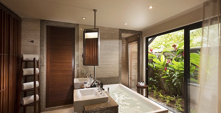 Junior Suite Badezimmer - Constance Ephelia Seychelles