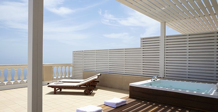 Junior Suite Panorama Whirlpool Sea View - MarBella Corfu
