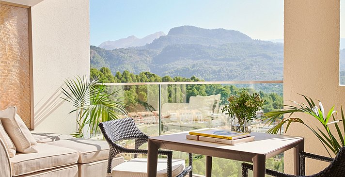 Junior Suite Port Soller View - Jumeirah Mallorca